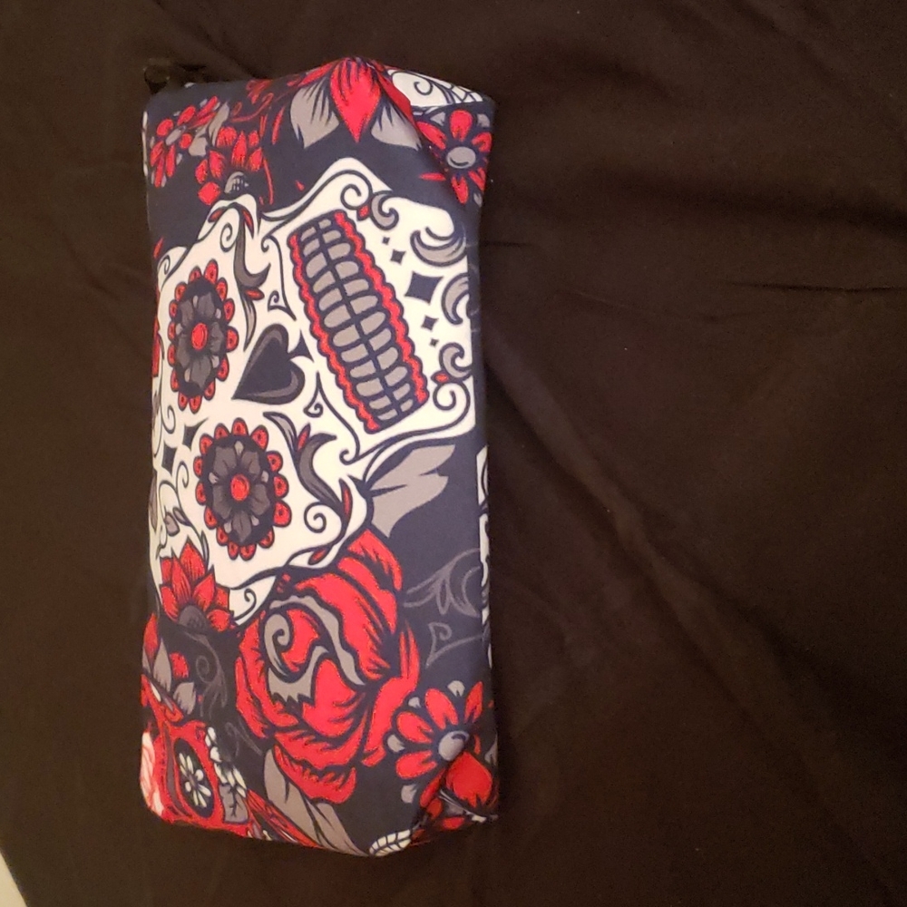 Sugar Skull & Floral Print Cosmetic Travel Bag- 8.5" x 5.5" x 2" - Picture 5 of 12